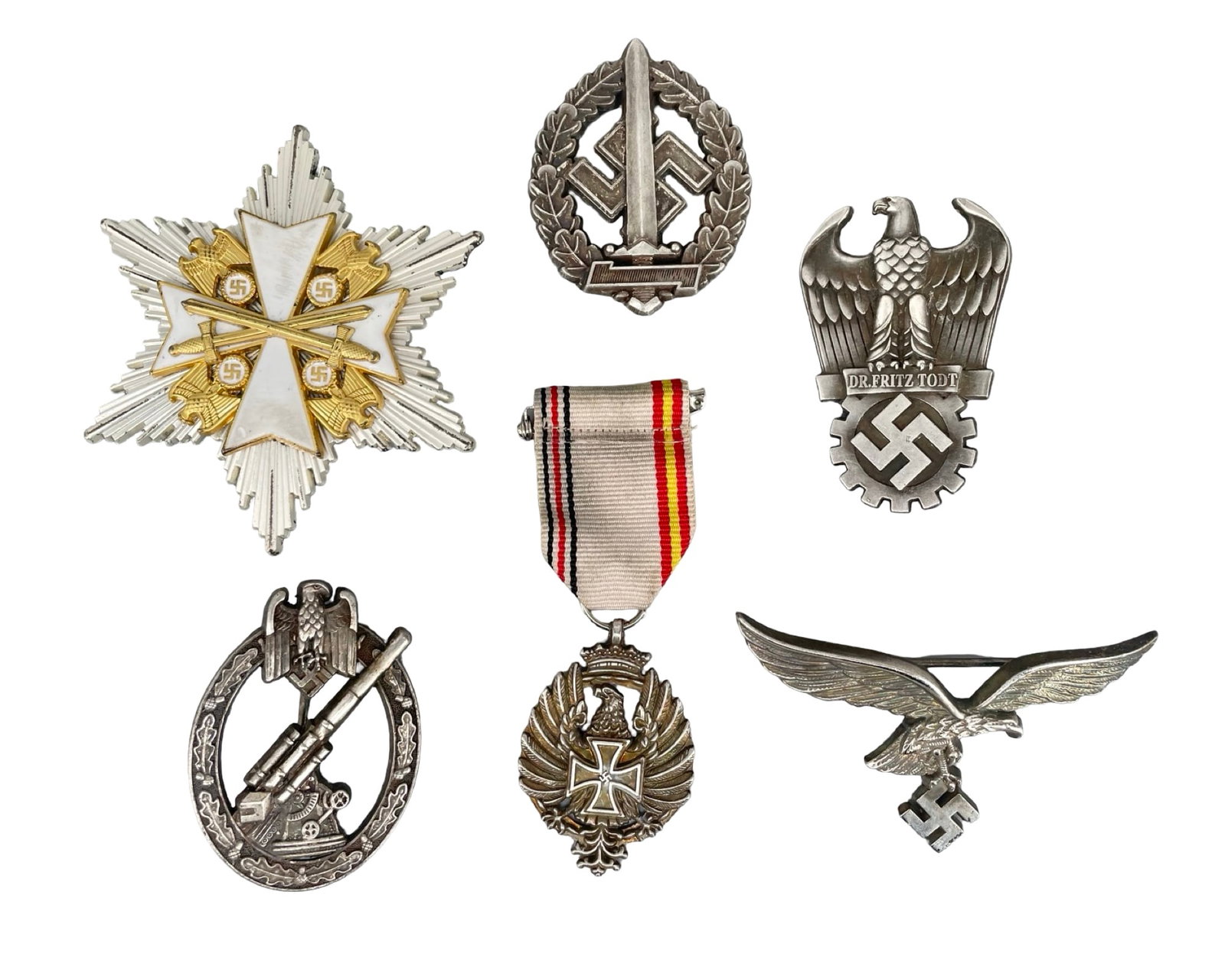 Collection of 6 WWII German Third Reich Combat Badges Dr Fritz Todt Dr Flak Badge Lot - (Second: Collection of 6 WWII German Third Reich Combat Badges Dr Fritz Todt Dr Flak Badge Lot - (Second Issue). A historical collection of six World War II-era German Third Reich military awards and combat ba