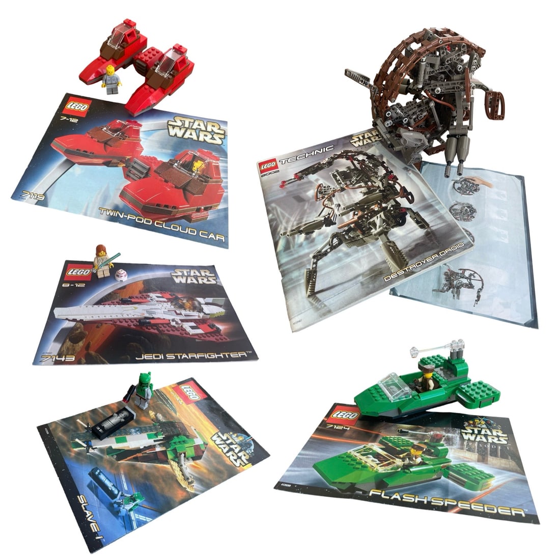 Vintage 2000’s Lego Star Wars Sets w/ Original Instruction Booklets: Vintage 2000’s Lego Star Wars Sets with Original Instruction Booklets. The items are sold as found. The condition of the brochures may vary (please study the photos). Sets are mostly complete and in