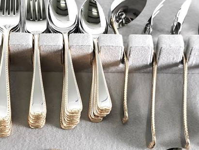 Gorham 8 Seating Set of Silverware, including Chef's Serving Set with Lining Case (46 Pieces Total): Gorham 8 Seating Set of Silverware, including Chef's Serving Set with Lining Case (46 Pieces Total). (1) Butter Knife. (2) Soup or Salad Serving Spoons. (1) Serving Spoon. (1) Serving Fork. (1)
