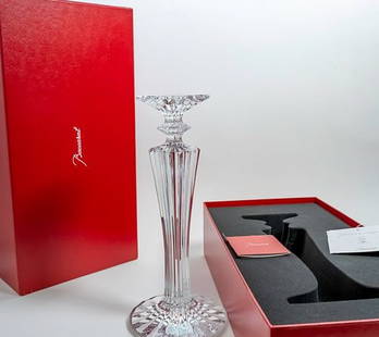 Large Baccarat Candlestick with Original Box (Single Candlestick): Mille Nuits Torch - Serial #2103599 - This Baccarat Mille Nuits candlesticks, glimmer magnificently whether or not they hold lit candles. The light-scattering properties of gorgeous Clear crystal