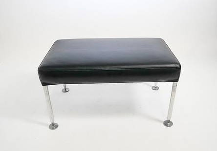 B&B Italia Black "Harry" Footstool Ottoman Antonio Citterio: Rare Mid-Century B&B Italia Black "Harry" Model Footstool Ottoman by Antonio Citterio. Dimensions: Height 17.5" in. Length: 30" in. Width: 18" in.