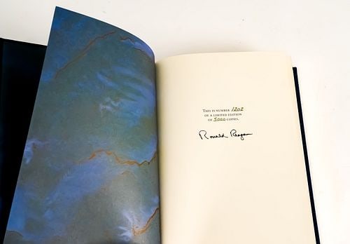 U. S. President Ronald Reagan Signed Leather Bound Deluxe Edition of "Speaking My Mind" (1 of 14)