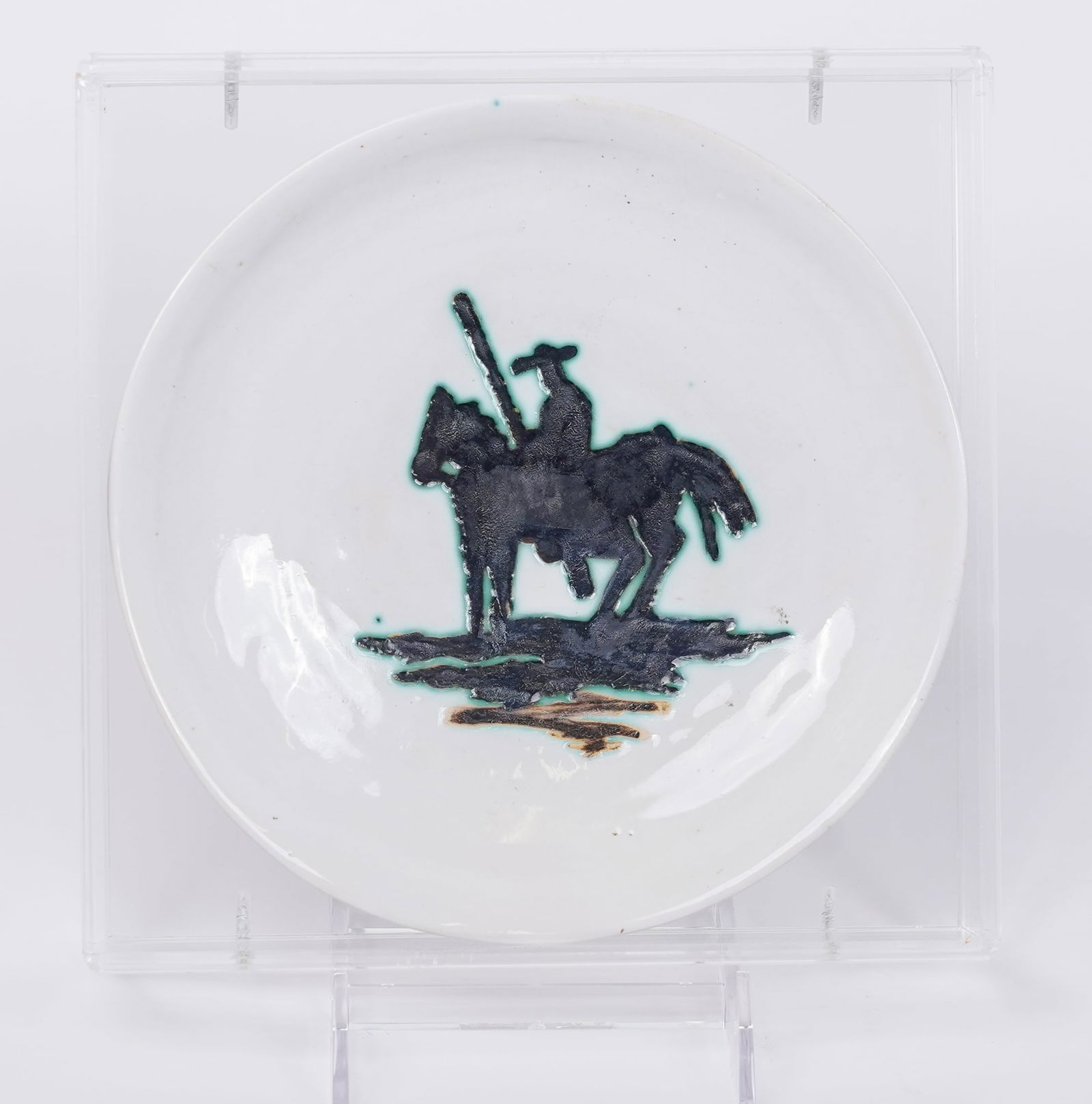 Original Pablo Picasso Madoura Ceramic White Earthenware Plate Madura 39/150 in Custom Lucite Box (1 of 4)