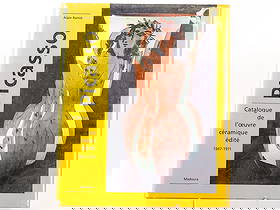 SIGNED Rare Alain Ramie Picasso: Catalogue de l'œuvre céramique édité: SIGNED ALAIN RAMIÉ Picasso: Catalogue de l'œuvre céramique édité 1947-1971. The complete catalogue raisonné of Picasso's ceramic editions, in French. The Book is Inscribed and Signed ALAIN RAMI�