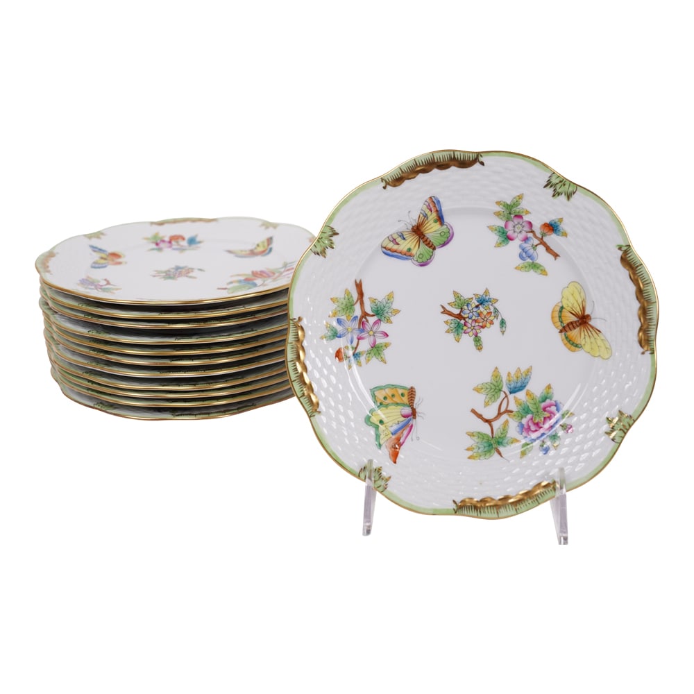 Herend Queen Victoria 12 Dinner Plates (Green Boarder), 524 (1 of 11)
