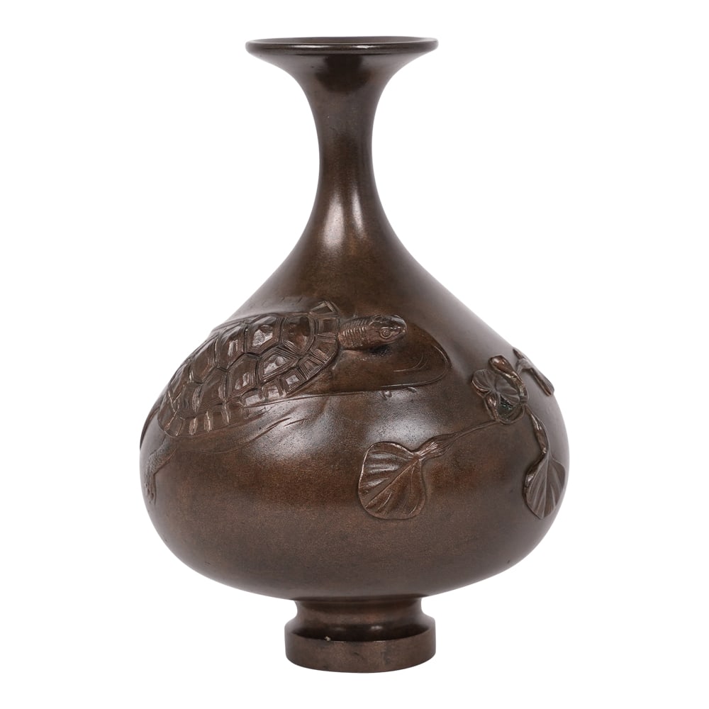 Japanese Bronze Turtle Vase (1 of 8)