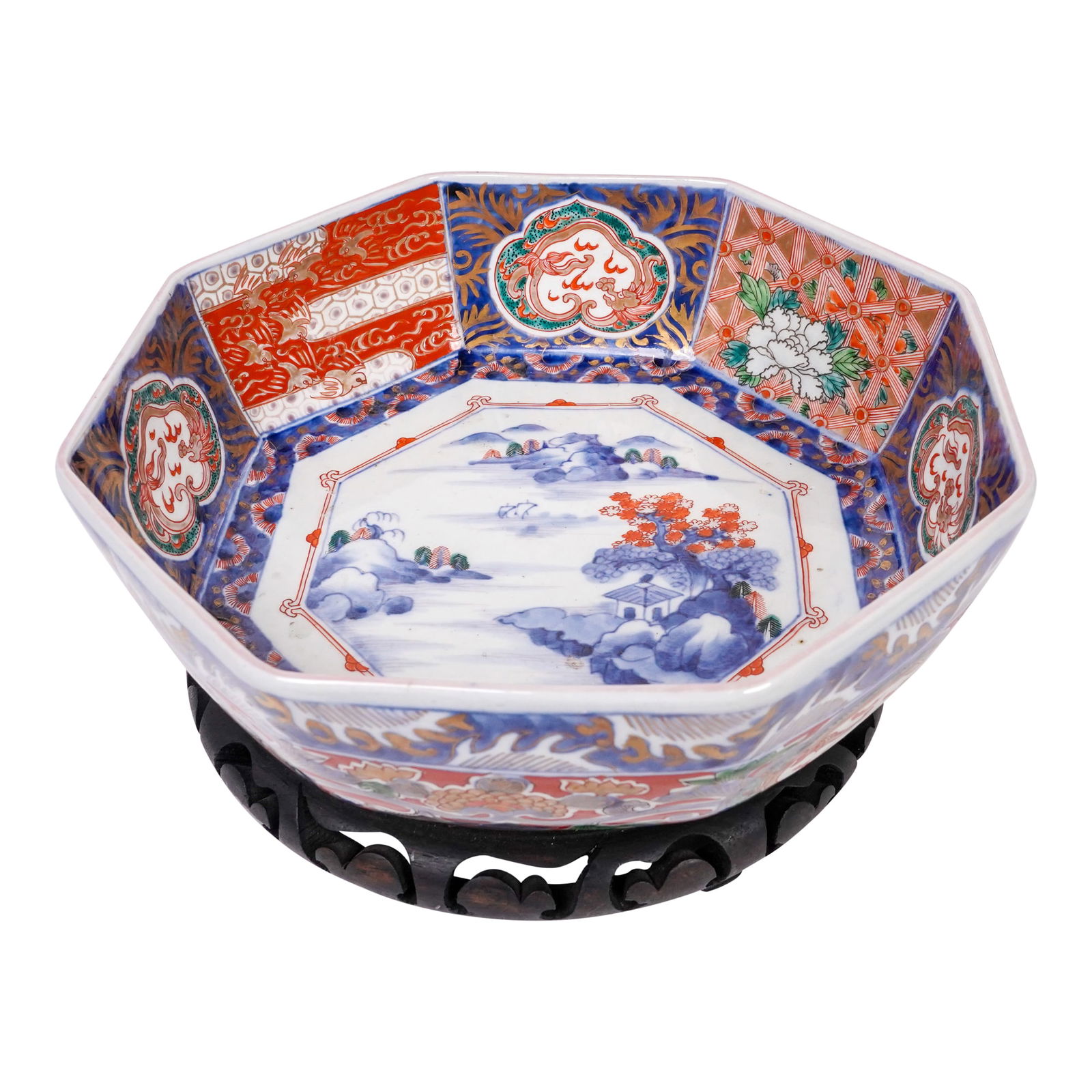 Japanese Imari (Imari-yaki) Octagonal Bowl from Meiji Period (19th Century): Rare Japanese Imari (Imari-yaki) Octagonal Bowl from Meiji Period (19th Century)Origin: Imari ware is a style of Japanese export porcelain made in the Arita area and shipped from the port of Imari. De