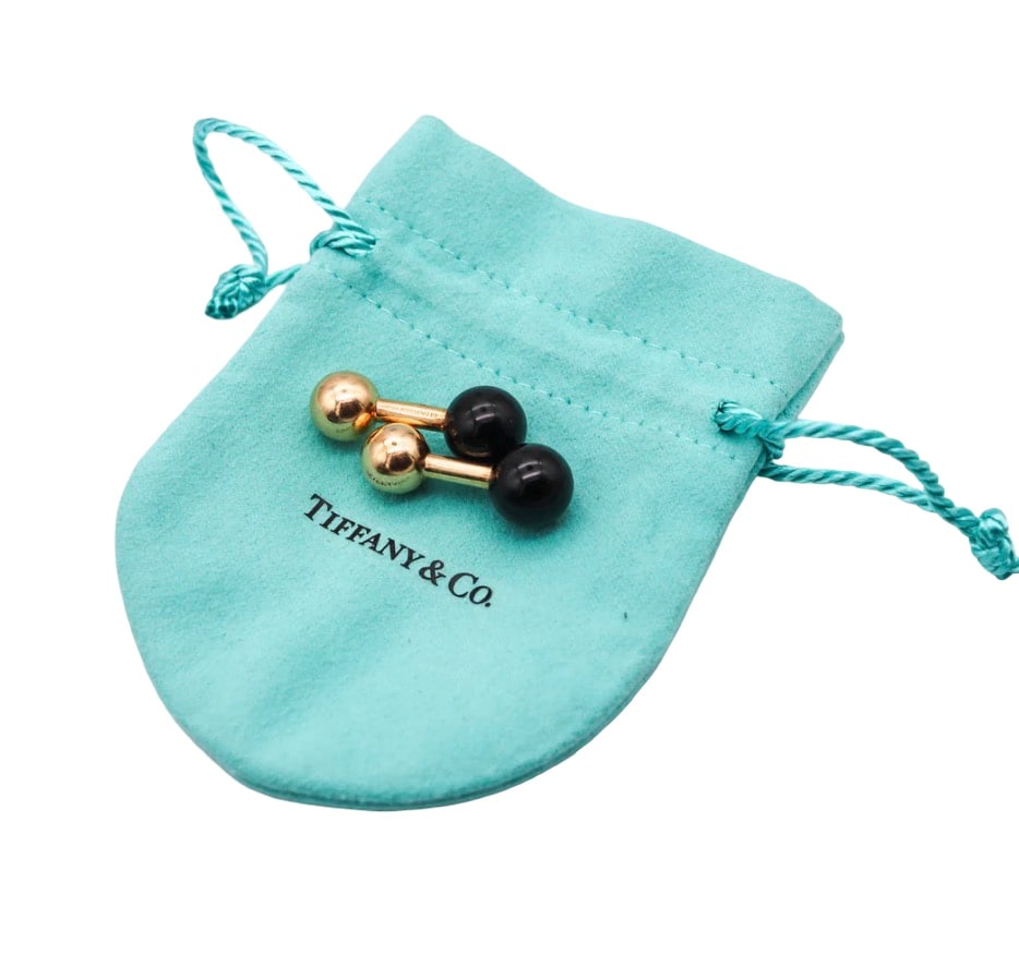 Tiffany And Co. Geometric Cufflinks In 14KT Yellow Gold With Black Onyx: Authentic Original Tiffany And Co. Geometric Cufflinks In 14KT Yellow Gold With Black Onyx. Geometric cufflinks designed by Tiffany & Co. Elegant and minimalist pair of cufflinks, created in New York