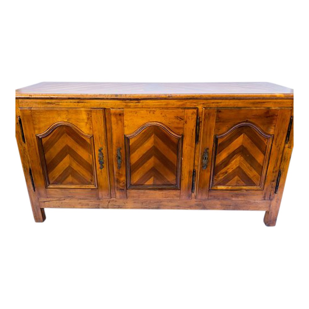 Italian Designer 1960s Chevron Oak and Walnut Credenza Cabinet: Italian Designer 1960s Oak and Walnut Credenza 3- Cabinet. Dimensions: 69 in. x 35 in. x 24i in. Provenance: Raleigh, NC Estate. House of Craven Auction Gallery: Please consider downloading our free m