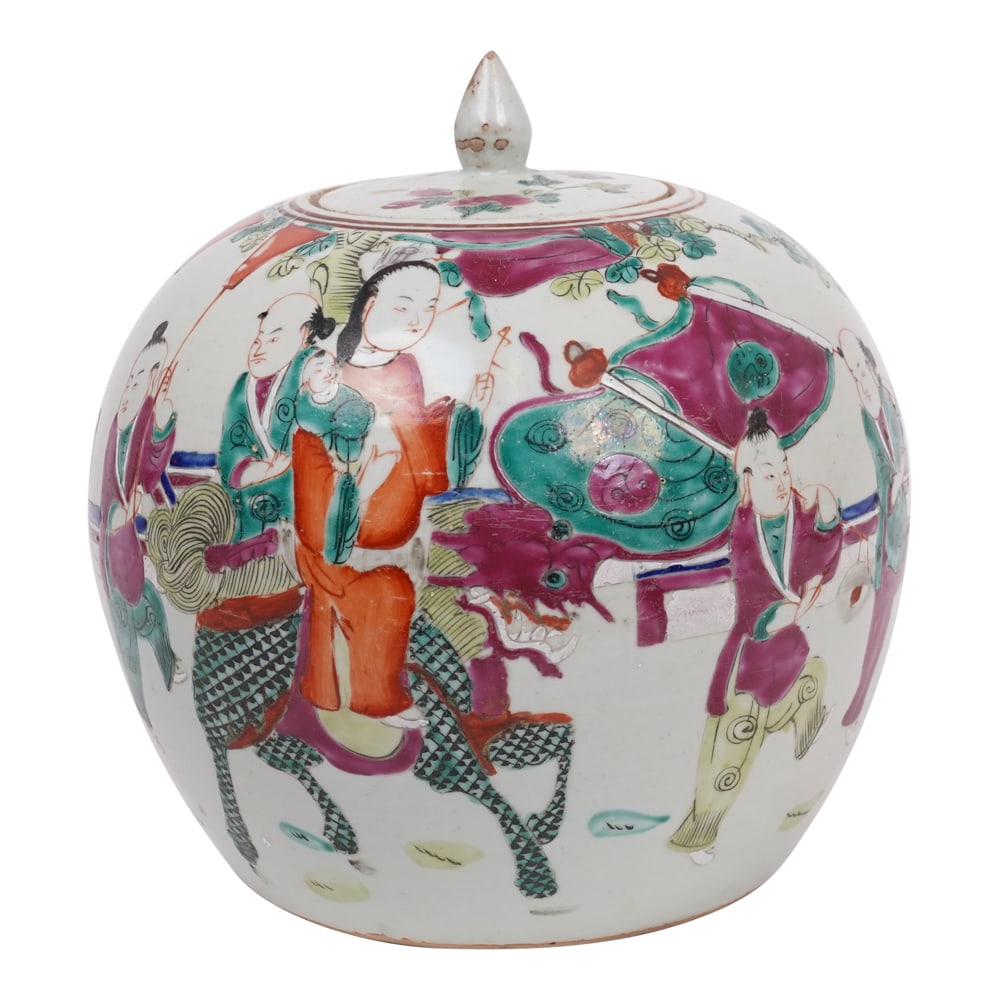 Chinese 18th Century Antique Porcelain Famille Verte Lidded Ginger Jar: Chinese 18th Century Antique Porcelain Famille Verte Lidded Ginger Jar. Dimensions: 10 in. H x 9 in. W. Provenance: Naples, FL Estate. House of Craven Auction Gallery: Please consider downloading our