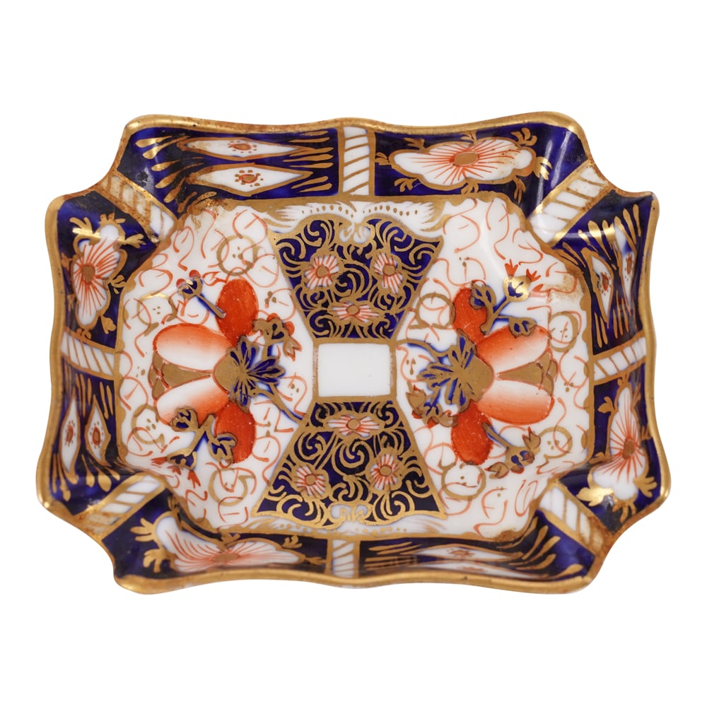 Royal Crown Derby Imari Valet Dish 2451 (1 of 2)
