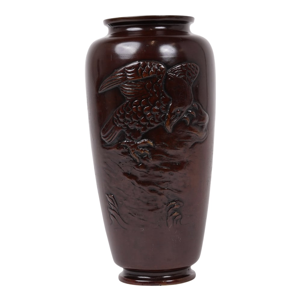 Japanese Meiji Period Bronze Vase Featuring an Eagle in Relief (1 of 6)