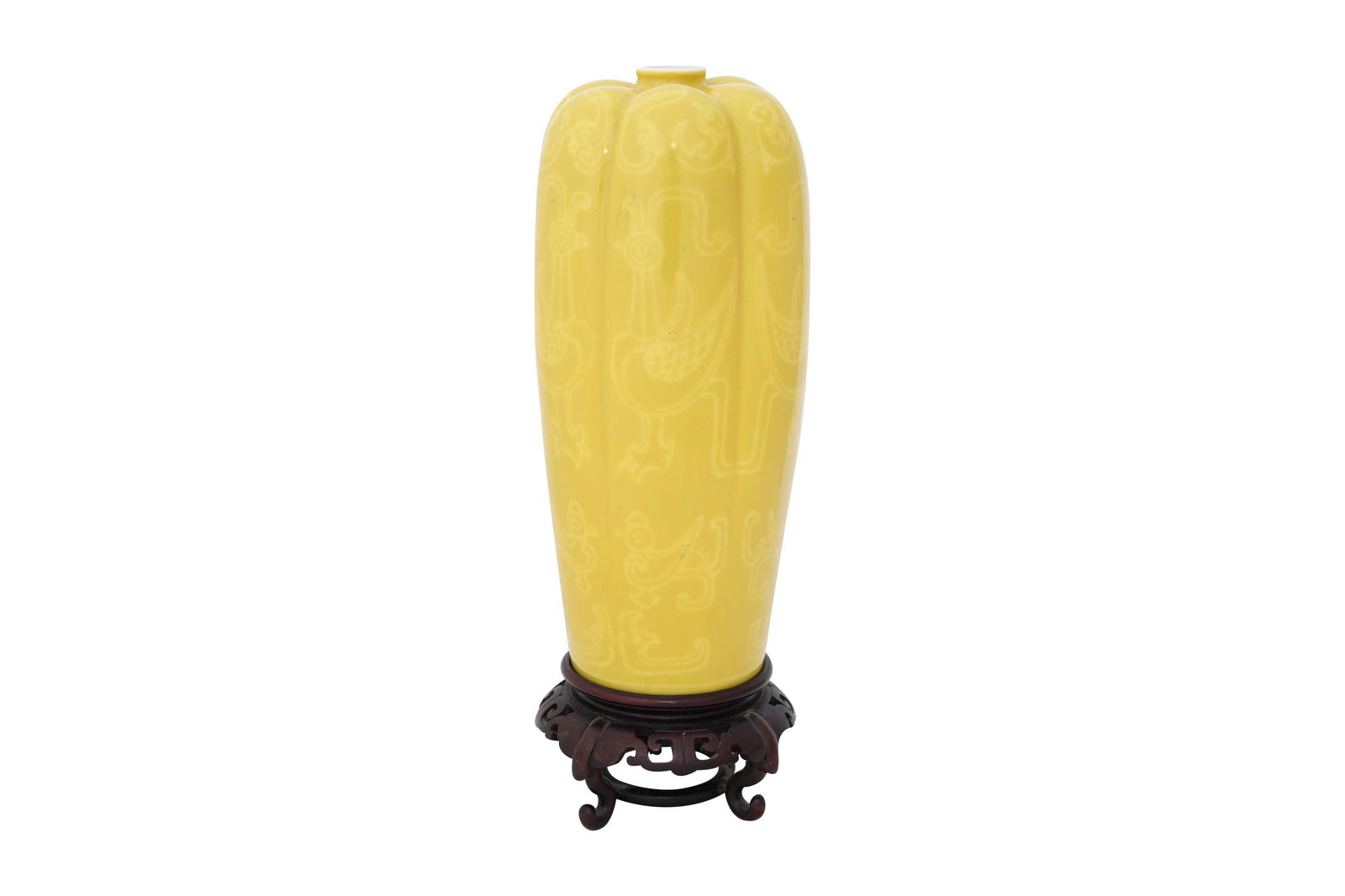A JAPANESE YELLOW-GROUND SATSUMA VASE BY MAKUZU K?ZAN (1842 – 1916) Meiji / Taish? period, (1 of 4)