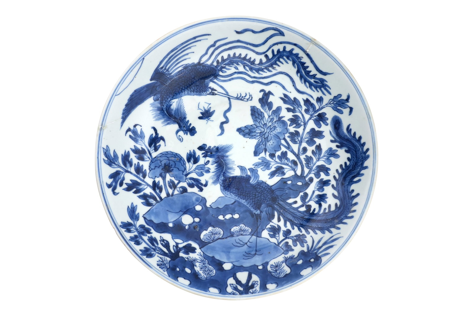 A CHINESE BLUE AND WHITE ‘PHOENIX’ DISH Late transitional / early Kangxi period (1 of 5)