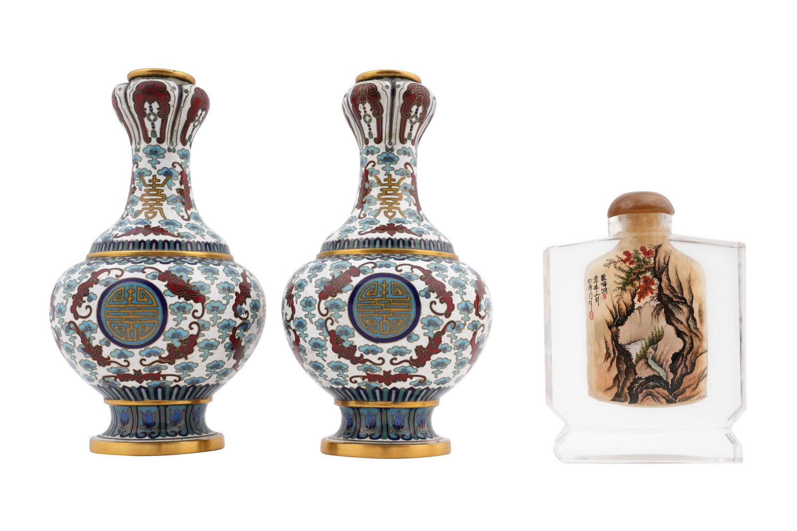 A PAIR OF CHINESE CLOISONNÉ ENAMEL GARLIC MOUTH VASES 20th century: " A PAIR OF CHINESE CLOISONNÉ ENAMEL GARLIC MOUTH VASES 20th century Each with an ovoid body rising from a flared foot to a waisted neck beneath a garlic rim, decorated with red bats surrounding a st