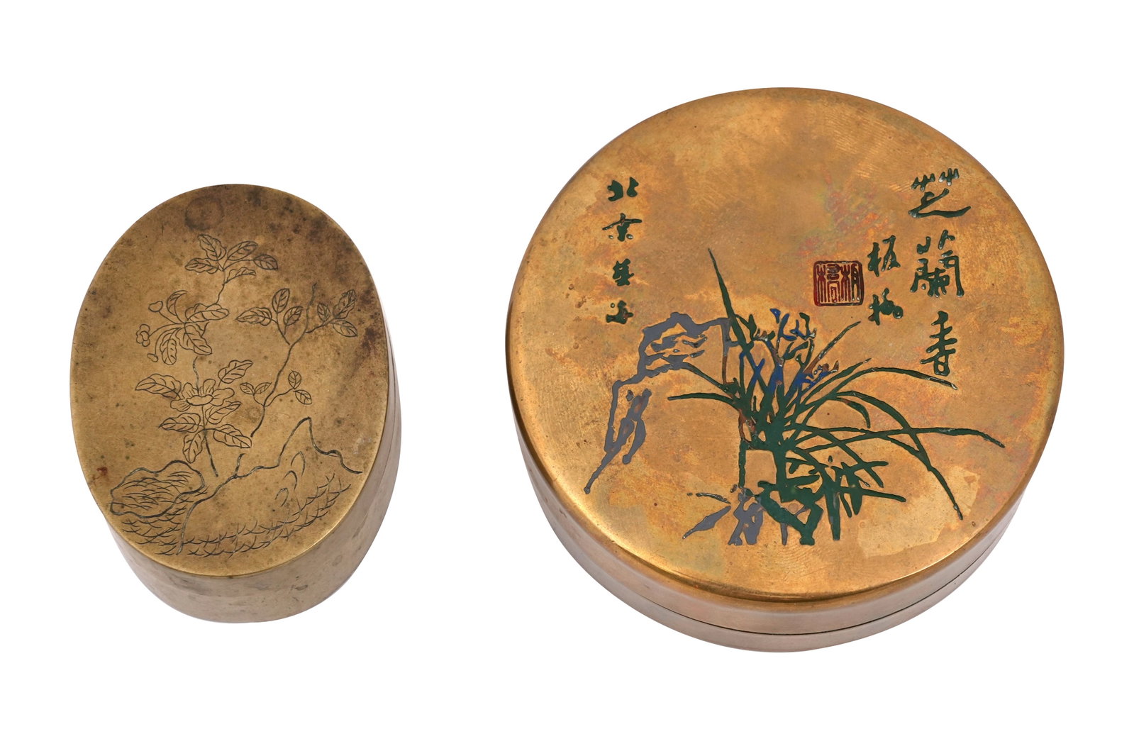 TWO CHINESE BRASS FLINT BOXES AND COVERS Early 20th century (1 of 4)