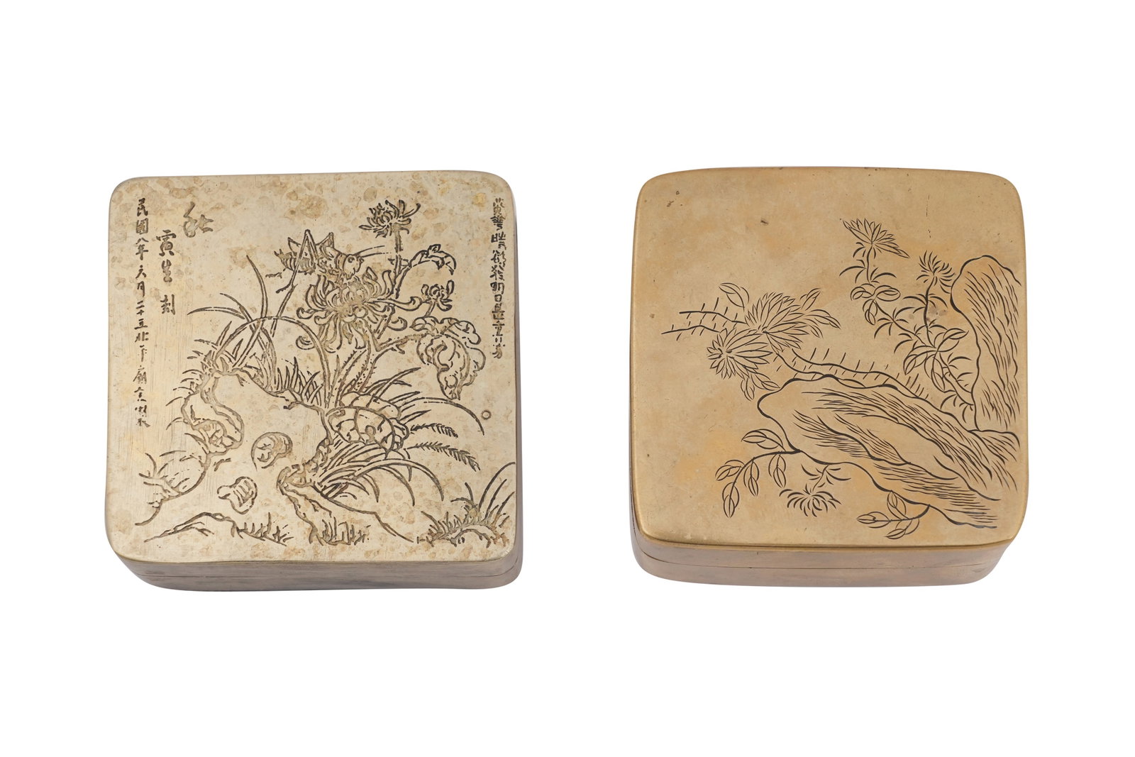 TWO CHINESE SQUARE BRASS FLINT BOXES AND COVERS Early 20th century (1 of 5)