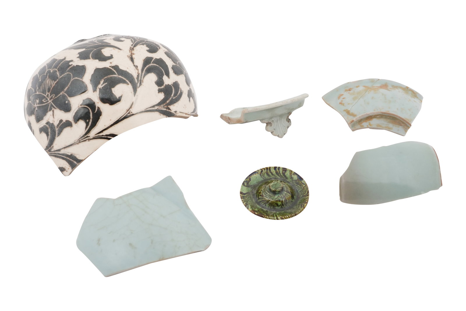 A SMALL COLLECTION OF CHINESE CERAMIC SHARDS Song dynasty and later (1 of 3)