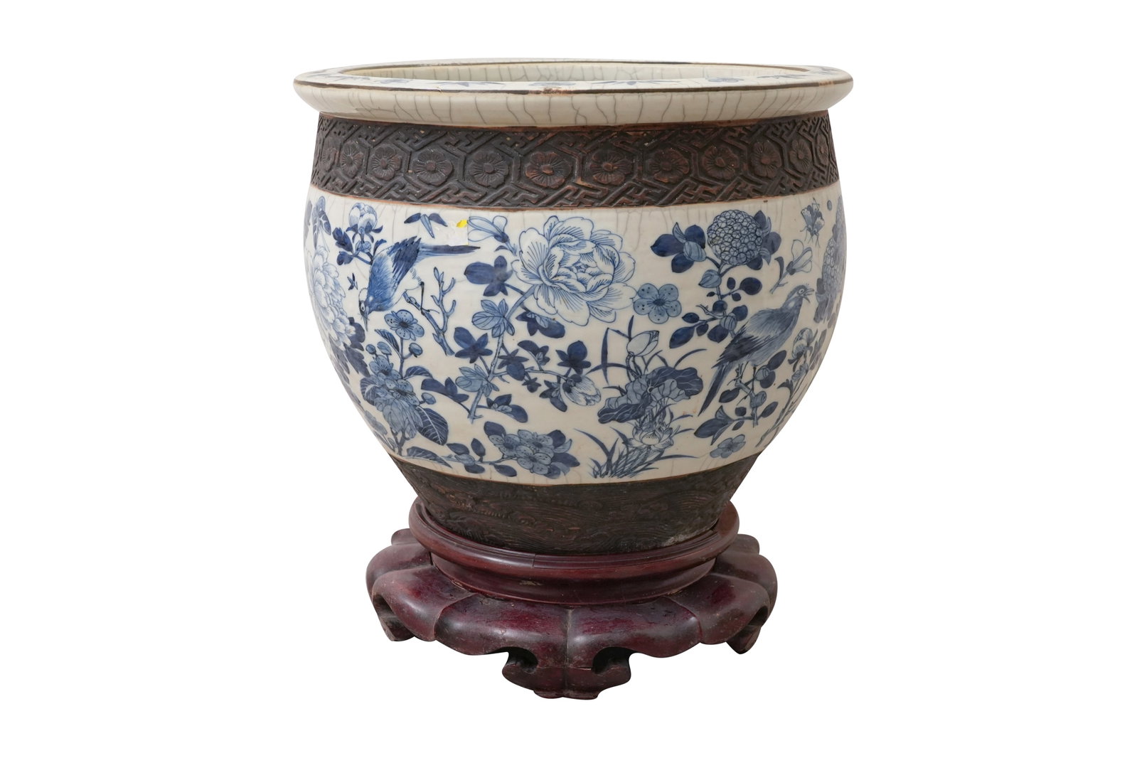 A LARGE CHINESE BLUE AND WHITE JARDINIERE 20th century (1 of 8)