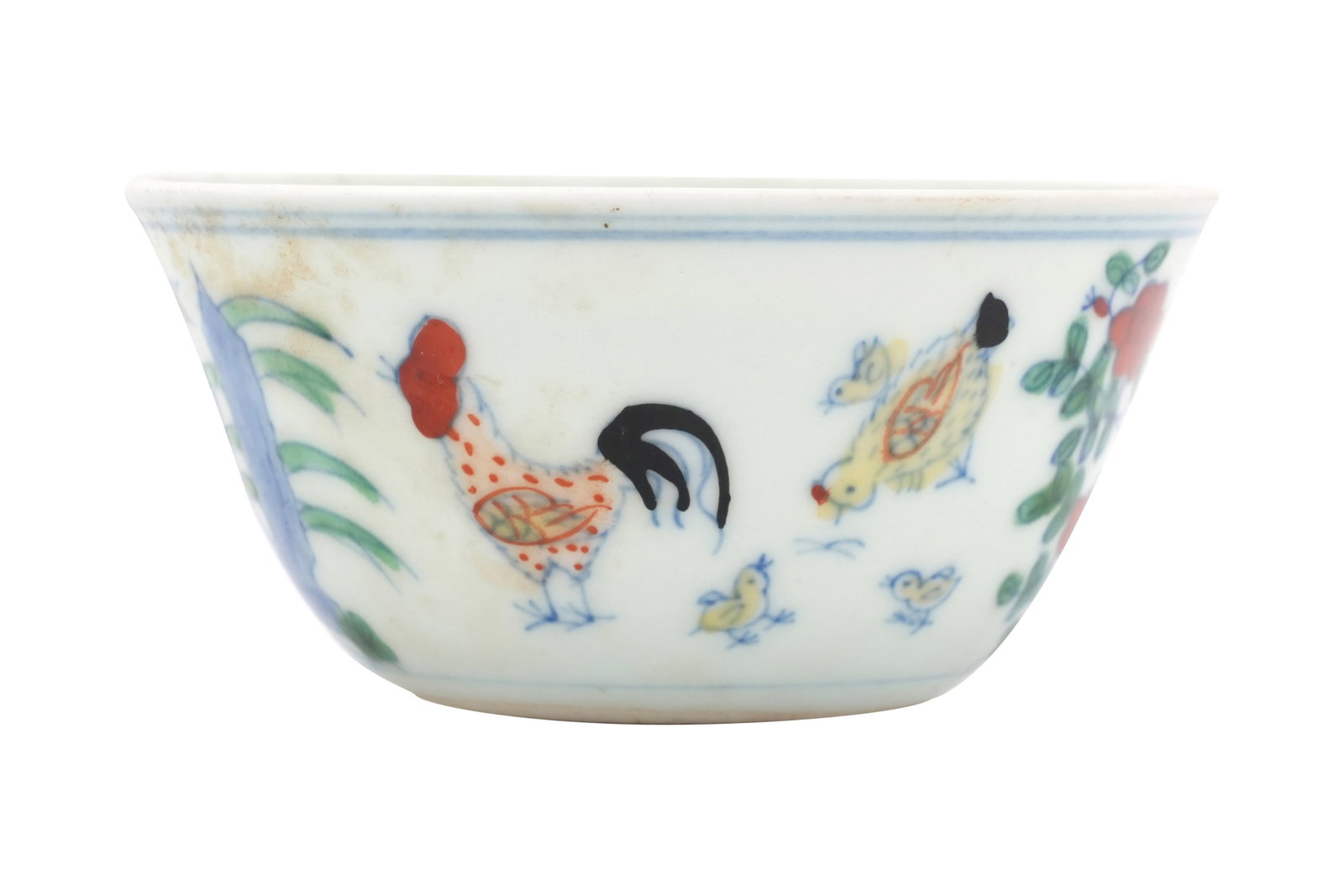 A CHINESE DOUCAI 'CHICKEN' CUP 20th century (1 of 5)