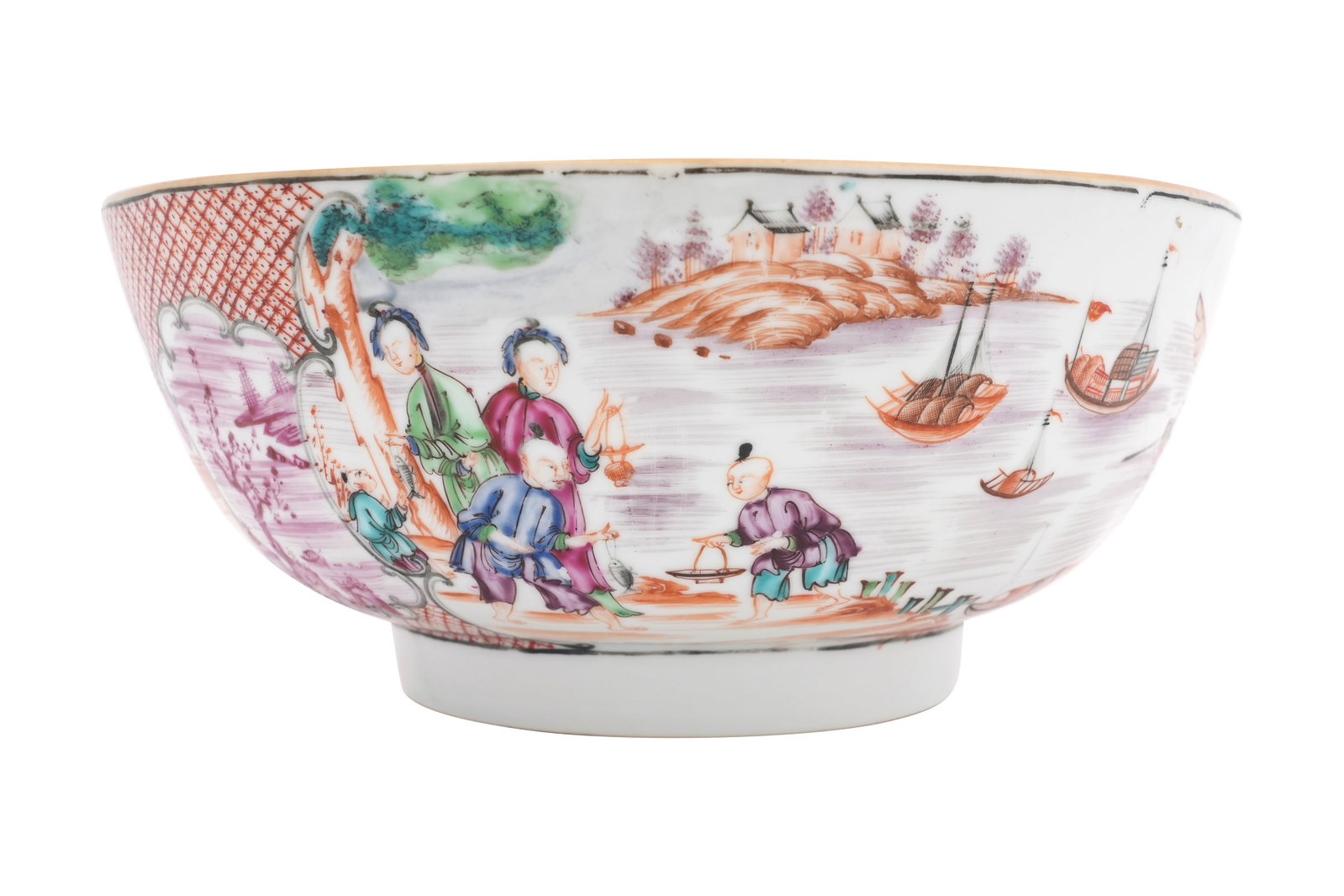 A CHINESE FAMILLE ROSE MANDARIN PALETTE BOWL Qing Dynasty, 18th / 19th century (1 of 7)
