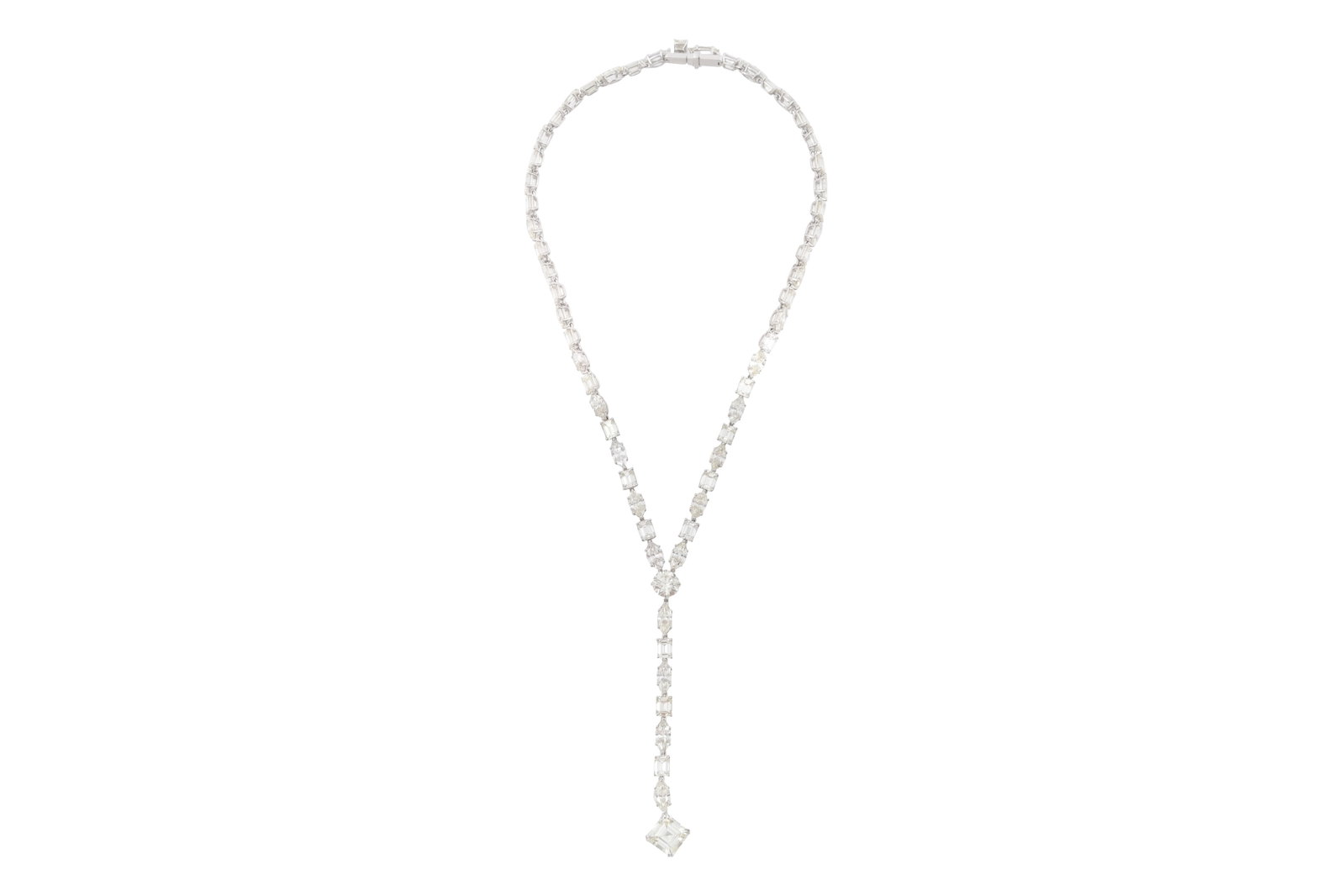 AN 18CT WHITE GOLD AND DIAMOND LARIAT NECKLACE WITH DROP PENDANT: AN 18CT WHITE GOLD AND DIAMOND LARIAT NECKLACE WITH DROP PENDANT With a chain alternating 26 marquise cut diamonds of approximately 0.5 carats each, and 25 emerald cut diamonds of approximately 0.4 ca