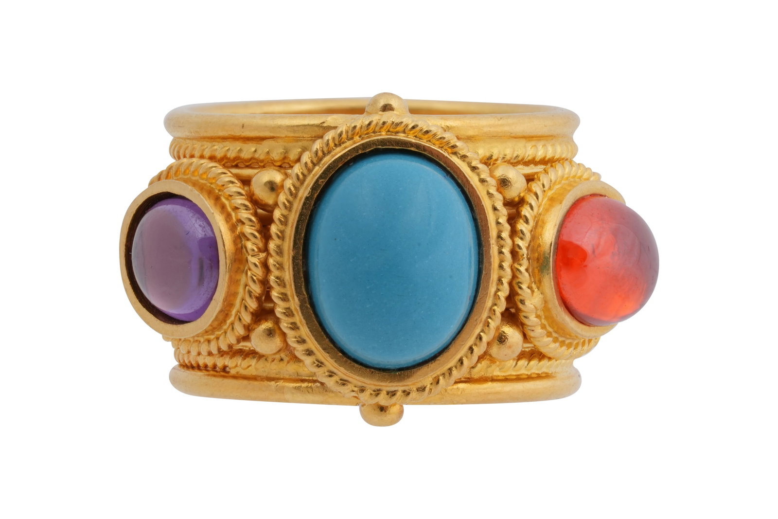 AN 18CT YELLOW GOLD CABOCHON RING WITH TURQUOISE, AMETHYST AND CITRINE: AN 18CT YELLOW GOLD CABOCHON RING WITH TURQUOISE, AMETHYST AND CITRINE The central turquoise cabochon flanked by amethyst and citrine, bezel set with rope twist boarders, mounted on a thick band of si