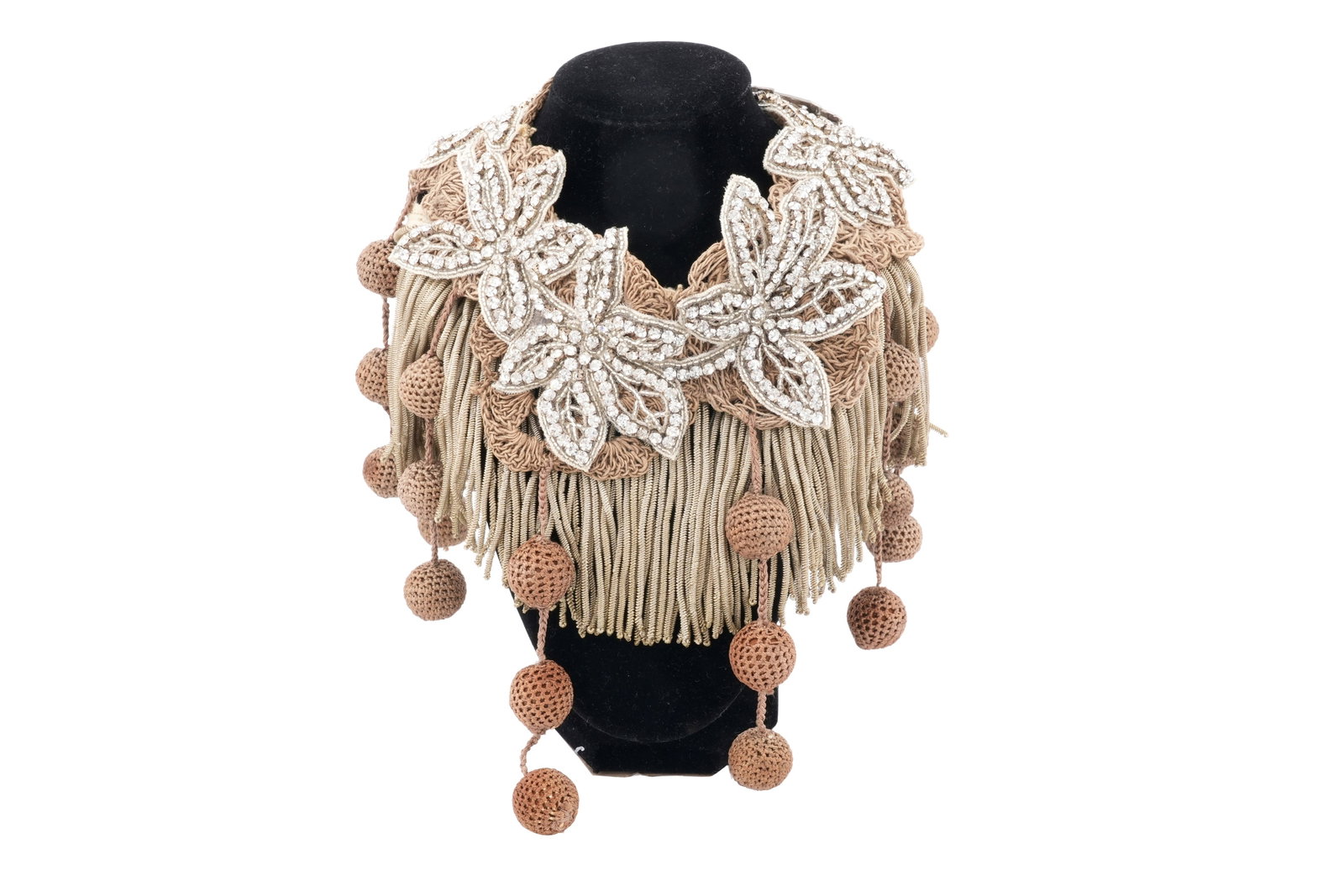 A BYWALID HAND-EMBELLISHED DECORATIVE COLLAR WITH POSSIBLE ANTIQUE METAL CLASP England, c. late (1 of 8)