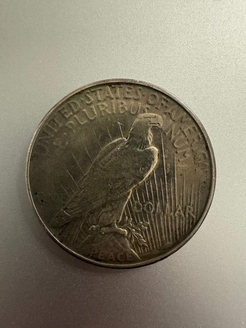 1935 - Peace Dollar - 2