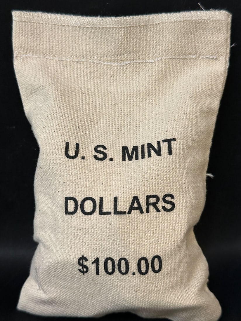 BU $100 Peace Mixed Silver dollar sealed?bag.: This sealed bag contains 100 Brilliant Uncirculated (BU) Peace Silver Dollars with original mint shine and sharp features. Struck in 90% silver, these historic coins feature the Liberty portrait and e