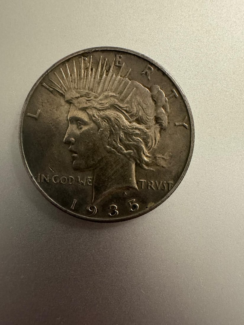 1935 - Peace Dollar