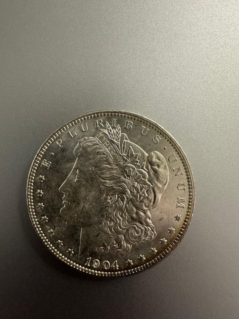 1904-O Morgan dollar AU