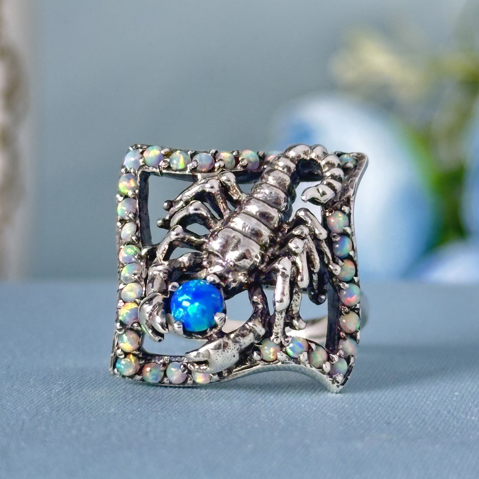 Silver 925 Synthetic Opal Scorpio Shape Vintage Style Ring Size US6.25: Silver 925 Synthetic Opal Scorpio Shape Vintage Style Ring Stone: Sytetic Opal Metal: Silver 925 Approx. Weight: 7.24 g. Approx. Gemstone Weight: 0.49 carat Size: US6.25 Location: This item ships from