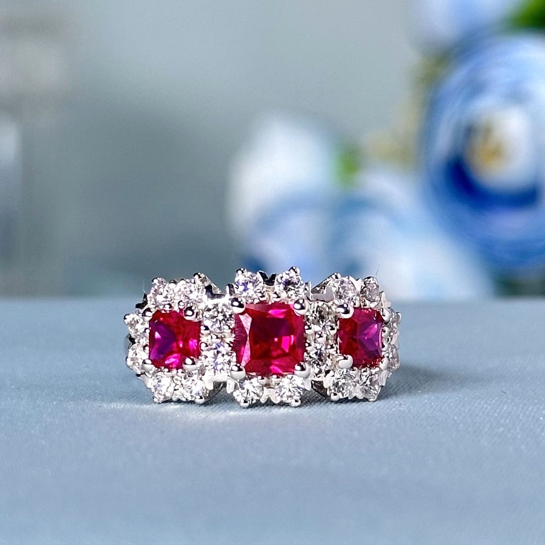 Silver 925 Synthetic Ruby and CZ Vintage Style Three Stone Ring Size US7 (1 of 3)