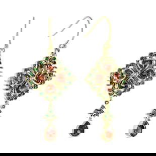 9K Yellow Gold Natural Garnet Emerald Pearl Vintage Style Drop Earrings: CHARACTERISTICSMetal: Solid 9K Yellow GoldEarrings Size: 20 x 50 mm.Total Gemstones Weight: 3.70 carat (approx.)Total Gram Weight: 6.20 g. (approx.)*Pictures have been enlarged to show details*PRIMARY