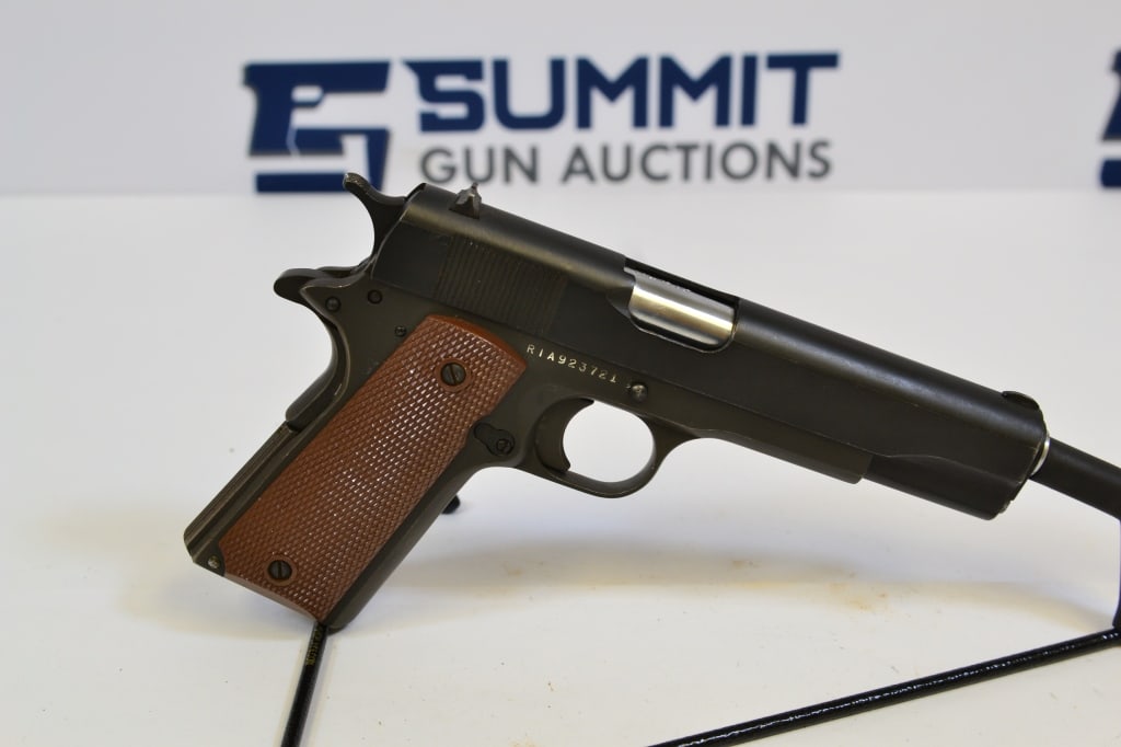 Rock Island Armory 1911 .45 ACP: Up for auction is a made in the Philippines 1911 modeled after the US Army version. It comes with fixed front and rear sights, classic US Army fake wood style grips, selector and grip safety, and no m