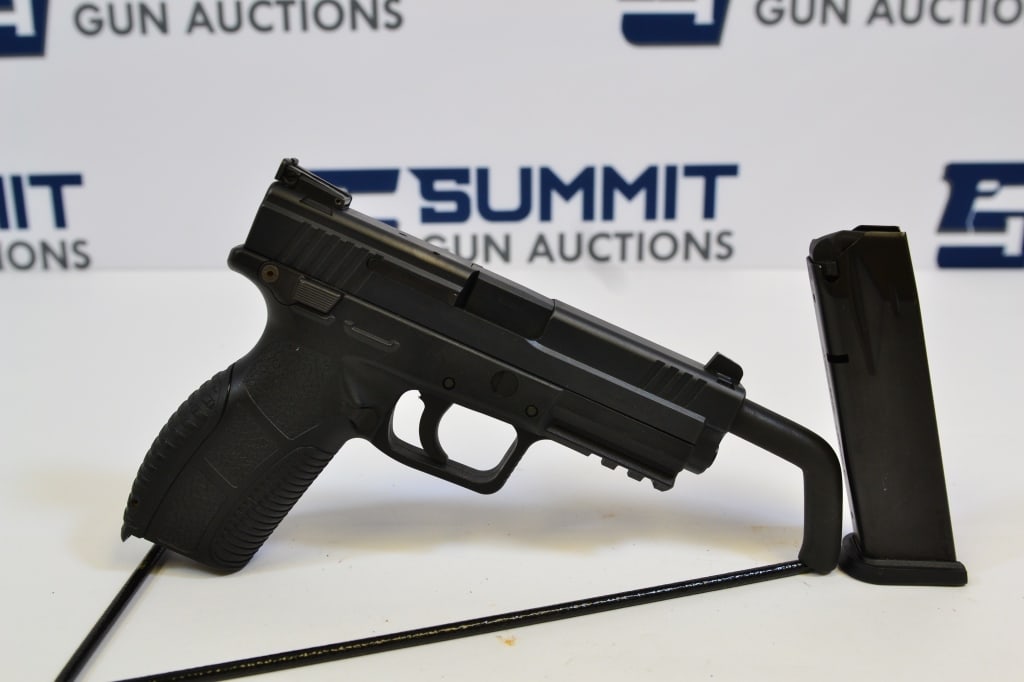 Tisas Zigana PX-9 9mm: Up for auction is a Turkish Tisas 9mm pistol. It is imported by SDS. Comes with fixed front and adjustable rear sights, selector safety, lower rail mount. (1) magazine. Please see photos. ; Barrel Len