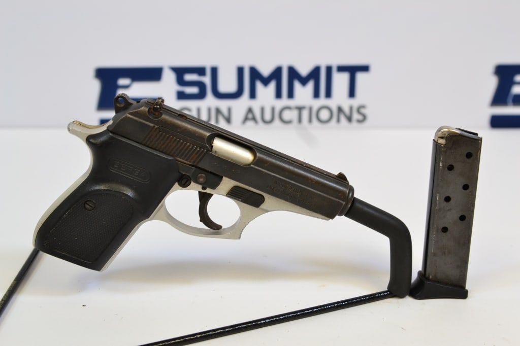 Bersa Thunder 380 .380 Auto: Up for auction is a Argentinean .380 pistol. Comes with fixed front and rear sights, selector safety, hard plastic, and (1) magazine. Imported by RSA. Please see photos. ; Barrel Length: 3.5 ; Bore: S