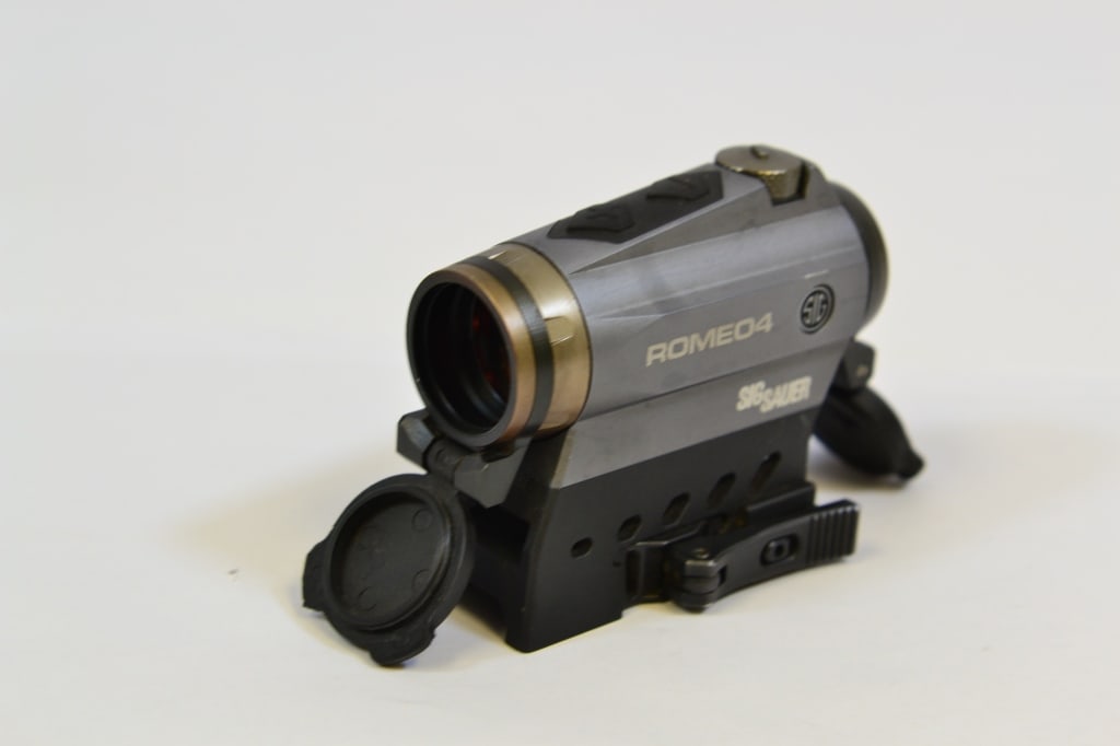 Sig Sauer Romeo 4 Compact Red Dot S: Up for auction is a used Sig Sauer Romeo 4 Compact Red Dot sight, with a quick detach mount. Please see photos. ; Barrel Length: ; Bore: ; Action: ; SN#