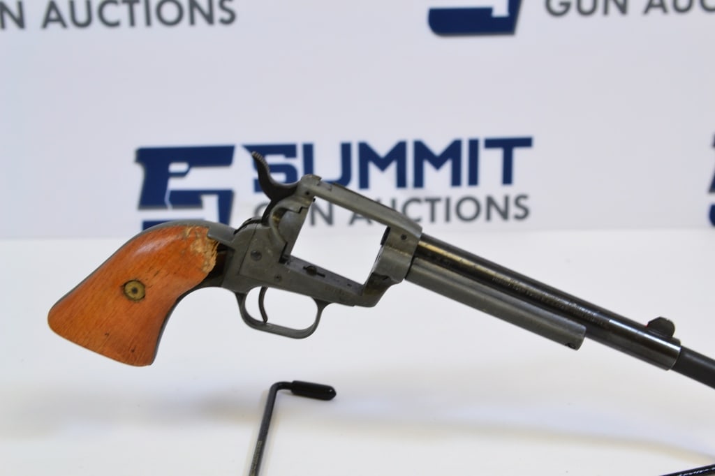 EAA EA SA Revolver: Up for auction is an EAA EA SA revolver. This revolver features a 6 inch barrel, fixed front sight, missing rear sight and cylinder. One of the grips has a chunk missing. Overall, this pistol is in go
