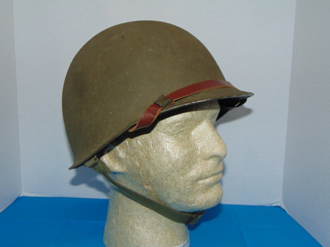 Beautiful WWII U.S. M1 M-1 Combat Helmet, Front Seam, Fixed Bale w/ Capac Liner (1 of 18)