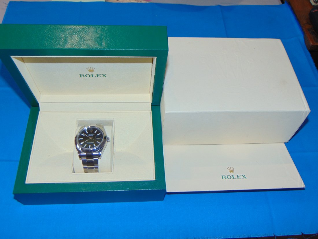Gorgeous Mens ROLEX Datejust II, 116300 41mm Wristwatch, Mfg 2015 w/ Box (1 of 18)