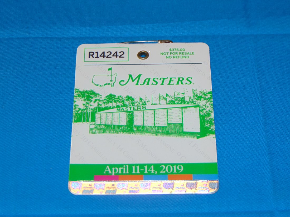 2019 The Masters Tournament Badge, TIGER WOODS WINS: NICE MASTERS TOURNAMENT BADGE.