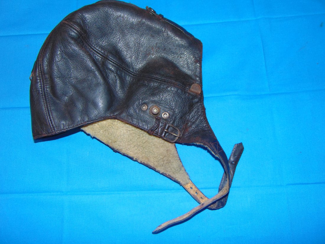 WWII German Luftwaffe Leather Winter Flight Helmet, FK33 w/ RB-Nr. (1 of 12)