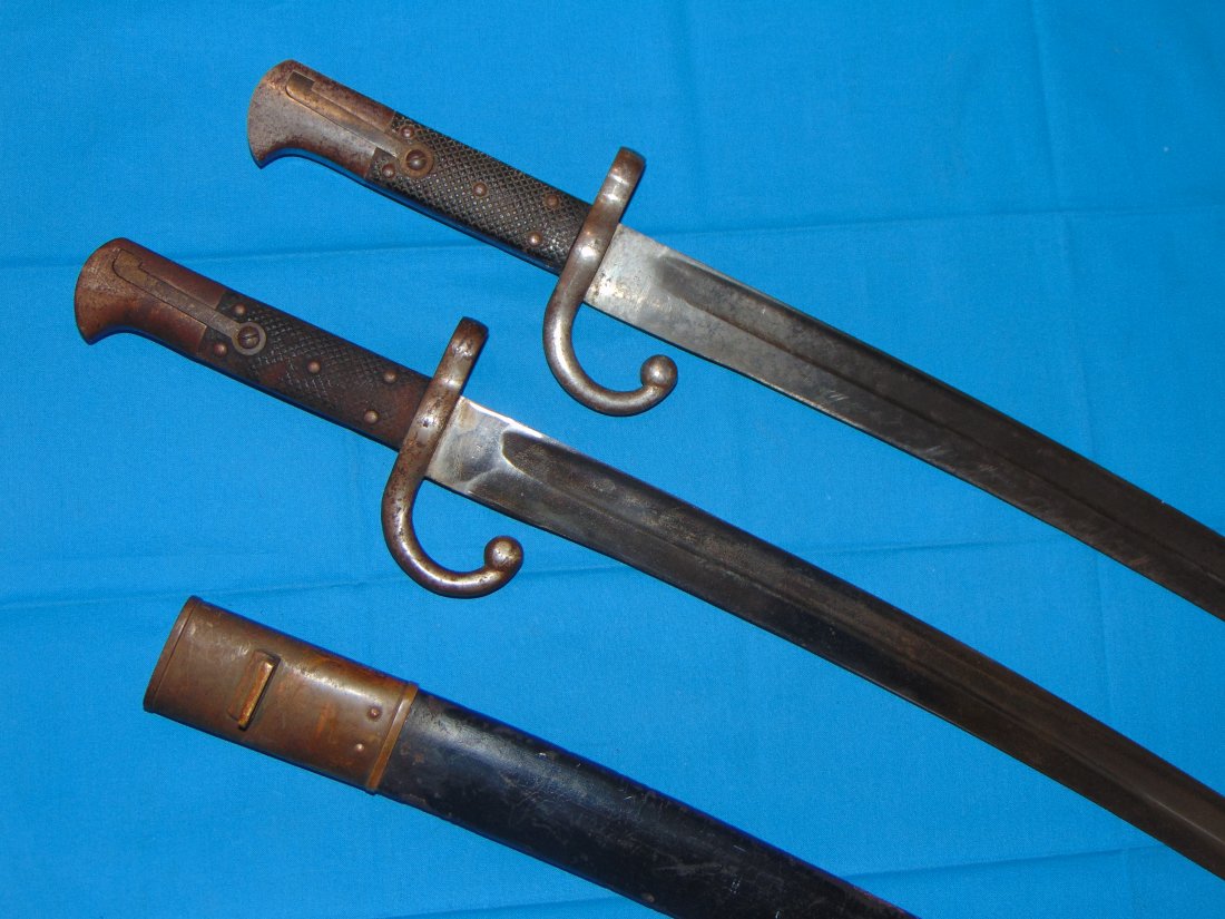 Civil War Era Sword Bayonet Pair (1 of 11)