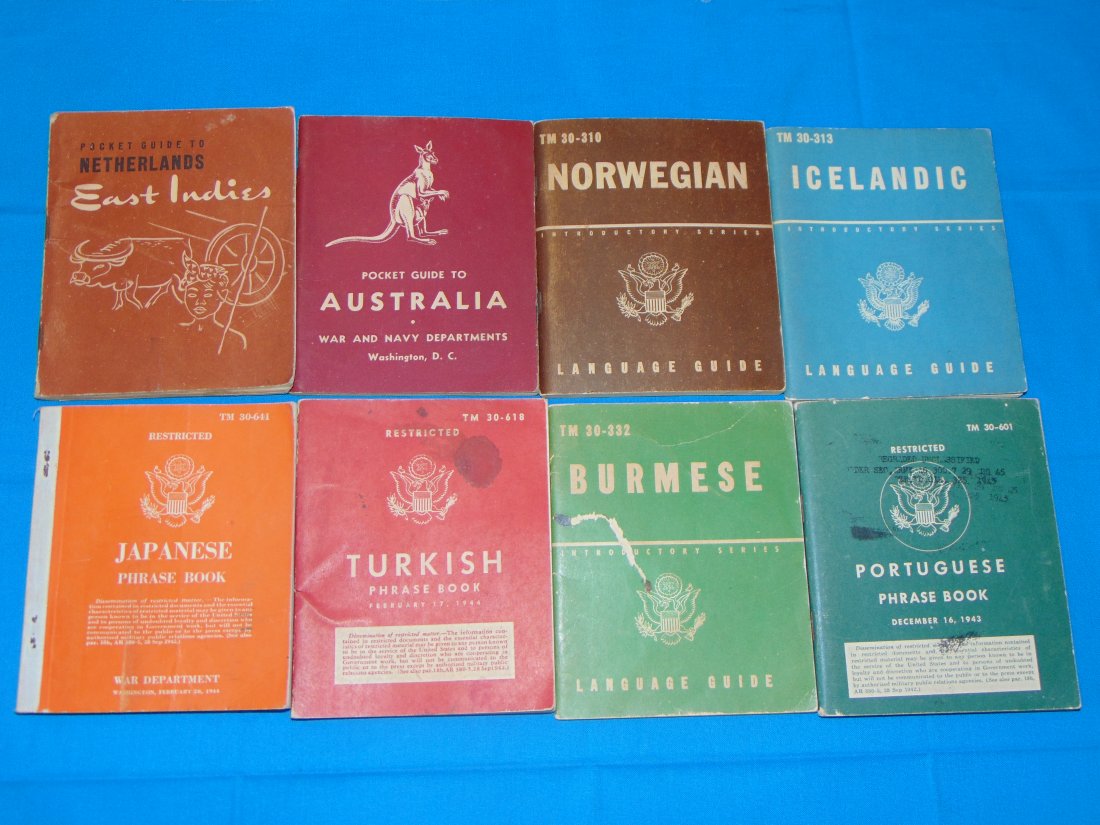 WWII Language Guide, Phrase Book Lot TM-30 (1 of 4)
