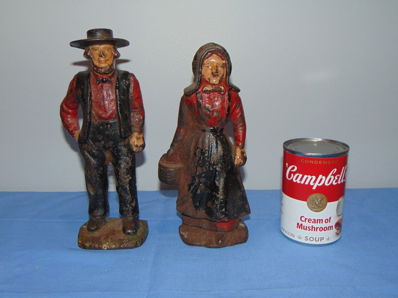 Antique Original Cast Iron Doorstop, AMISH COUPLE, MAN & WOMAN (1 of 7)