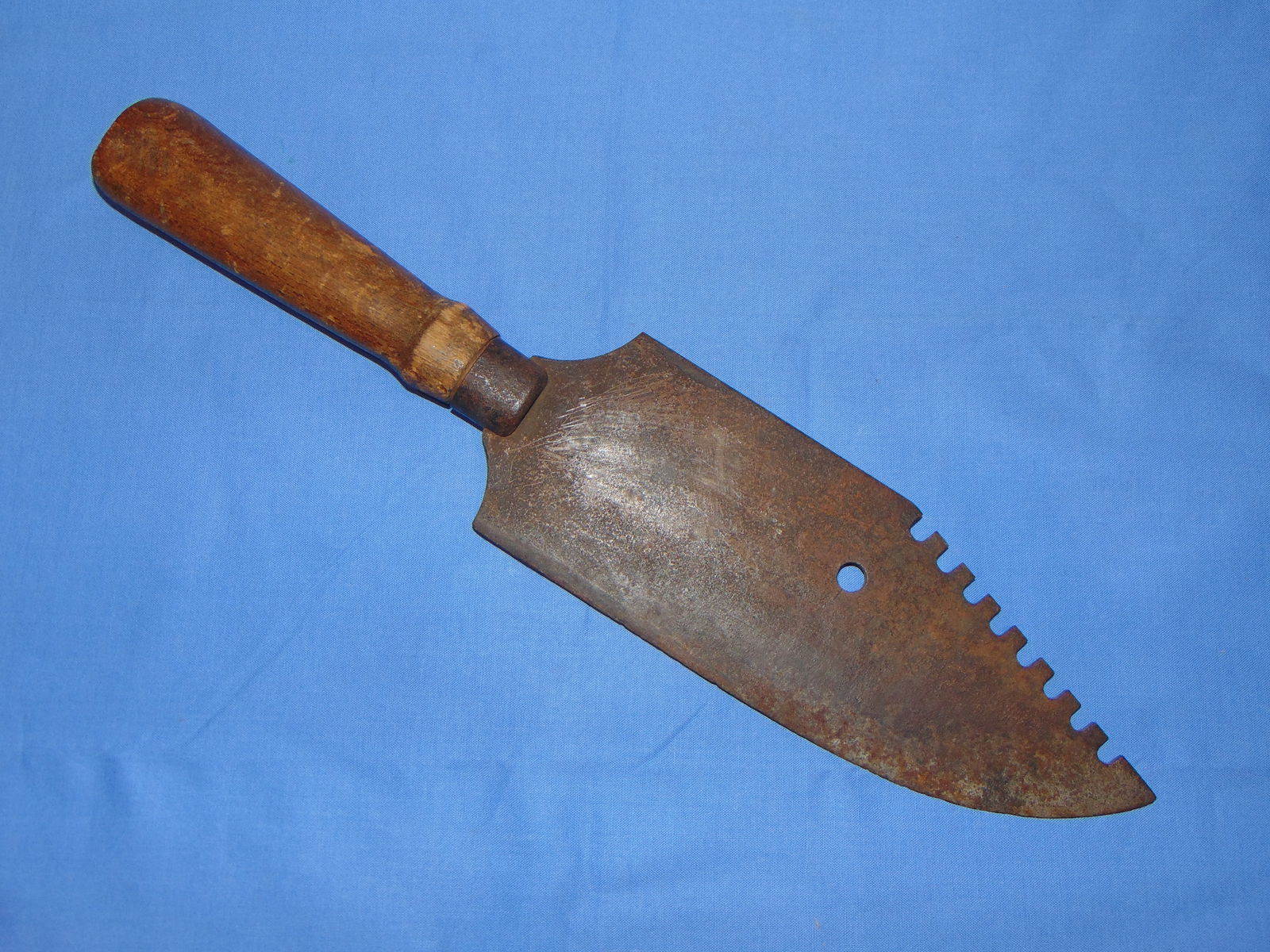 Large Unidentified Camp / Skinning Knife (1 of 9)