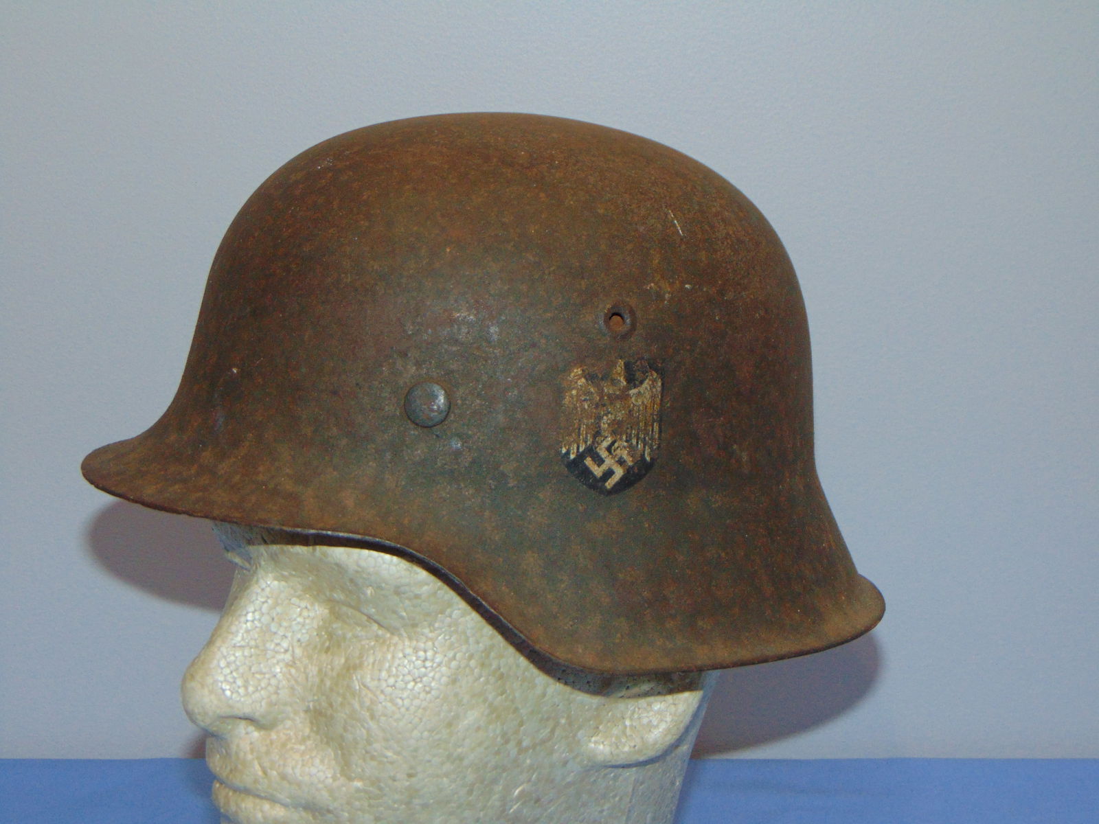 Original WWII German M42 Steel Helmet w/ GI Bringback Info (1 of 10)