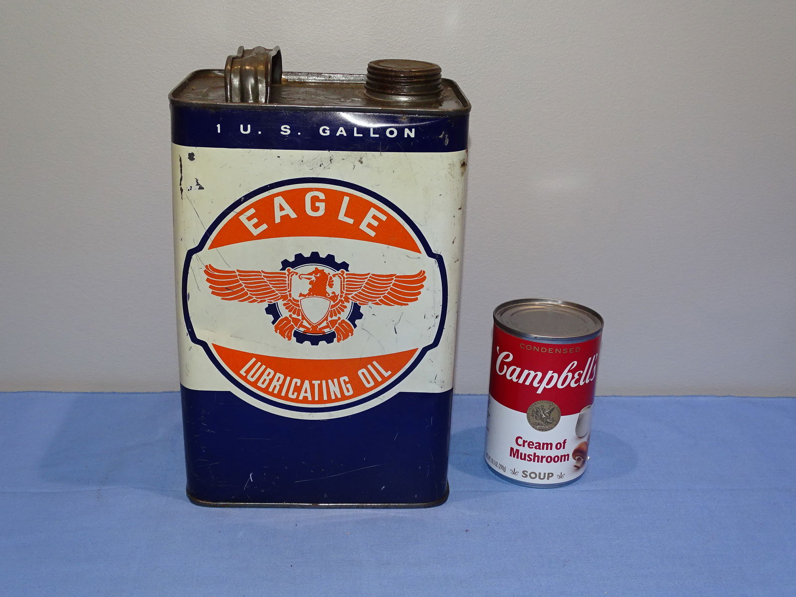 Vintage EAGLE Motor Oil Can, 1 Gallon (1 of 8)